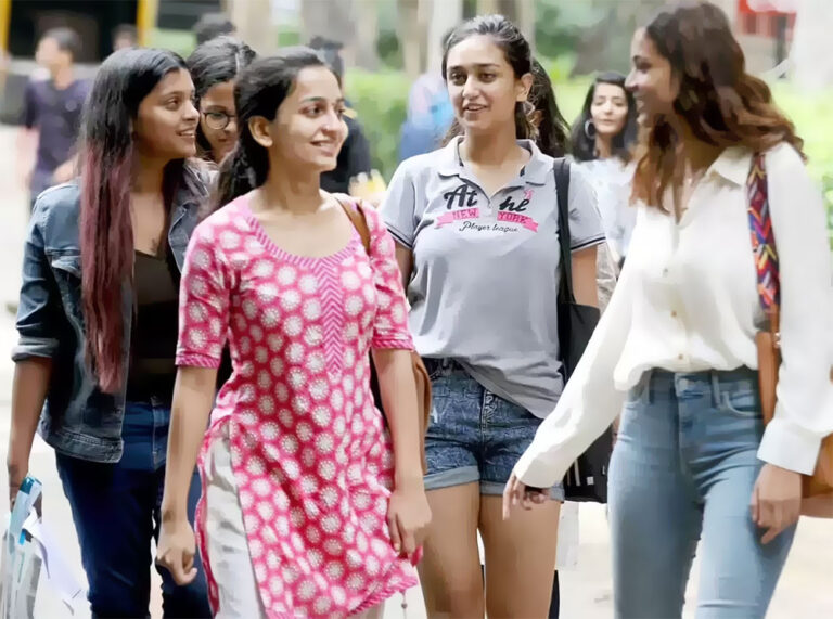 DELHI Lifestyle & Glamour : The Pulse of a Modern Capital